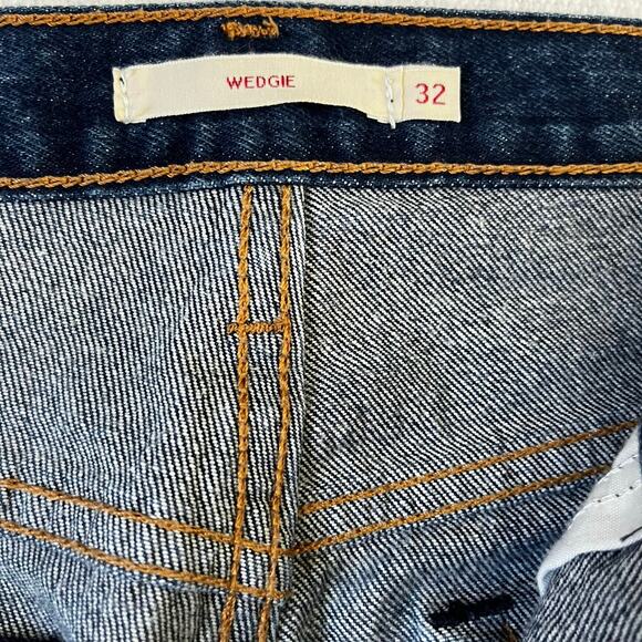 Levi’s Wedgie Button Fly Raw Hem High Rise Straight Premium Denim Jeans Size 32 - Picture 2 of 10